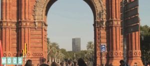 Take a walk with MOOS: Arc de Triomf – Barcelona